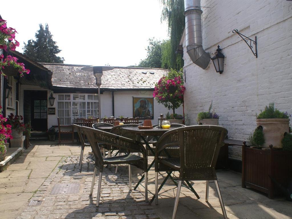 The Saracens Head Inn Amersham Eksteriør billede